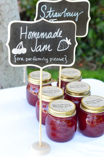 Homemade Strawberry Jam Wedding Favors